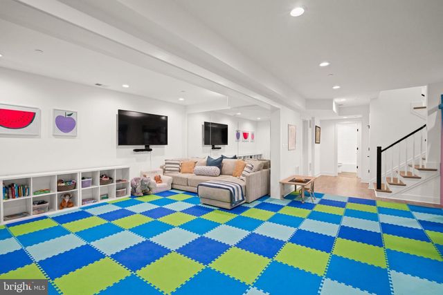 4529 ROSEDALE AVE, Bethesda, MD 20814