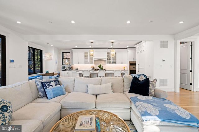 4529 ROSEDALE AVE, Bethesda, MD 20814