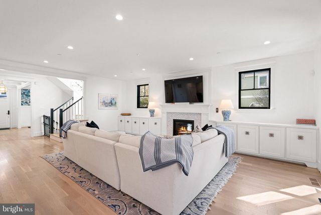 4529 ROSEDALE AVE, Bethesda, MD 20814