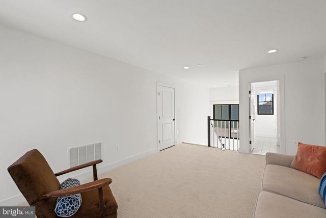 4529 ROSEDALE AVE, Bethesda, MD 20814