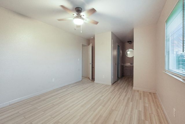 14117 Cates Court, Chowchilla, CA 93610