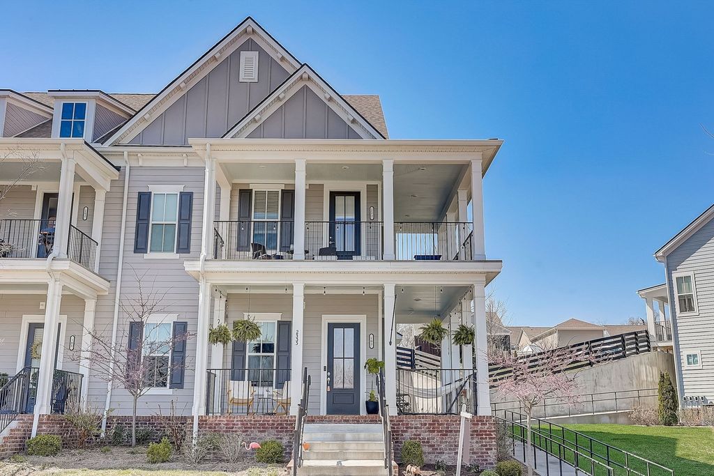 2333 Fairchild Cir Unit 203, Nolensville, TN 37135