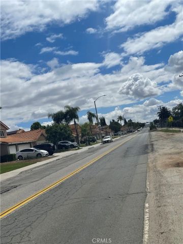 19284 Krameria, Riverside, CA 92508