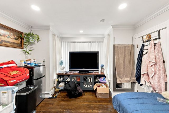 89 Eutaw Ave, Lynn, MA 01902
