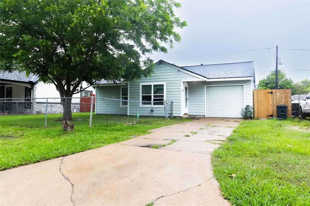 809 Norell Street, Channelview, TX 77530