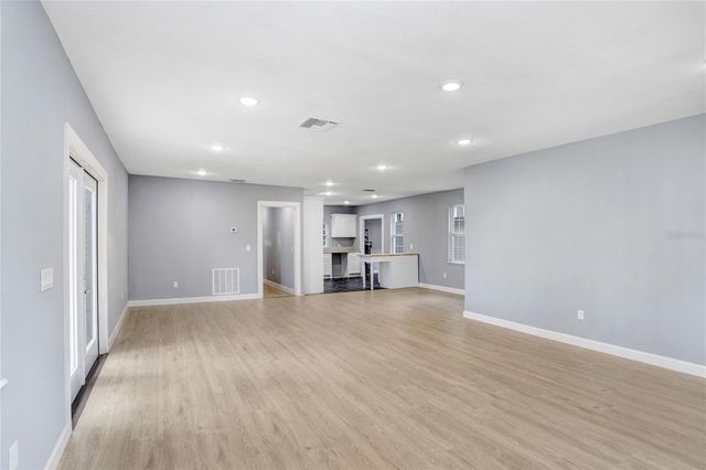 310 S DELANEY AVENUE, Avon Park, FL 33825