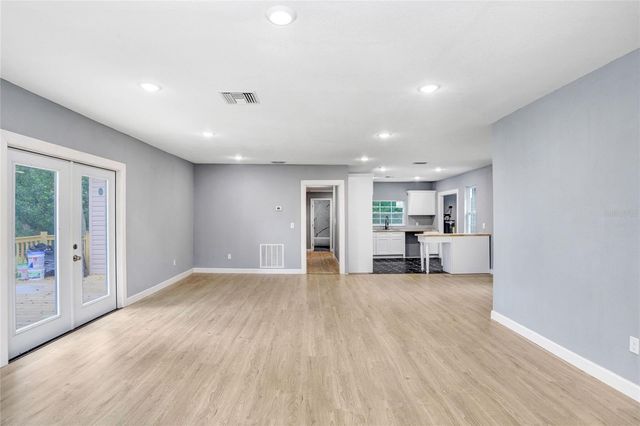 310 S DELANEY AVENUE, Avon Park, FL 33825