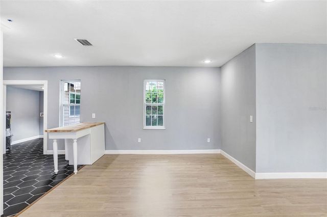 310 S DELANEY AVENUE, Avon Park, FL 33825