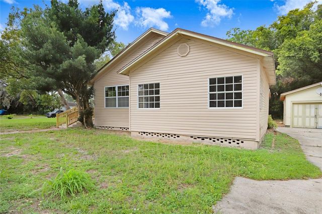 310 S DELANEY AVENUE, Avon Park, FL 33825