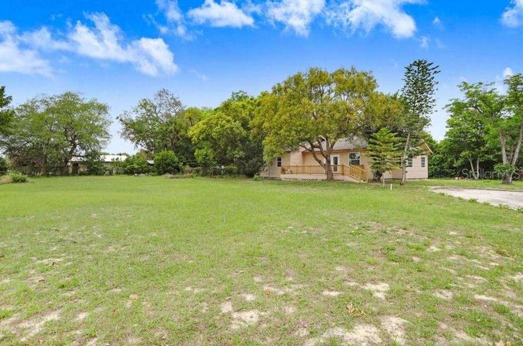 310 S DELANEY AVENUE, Avon Park, FL 33825