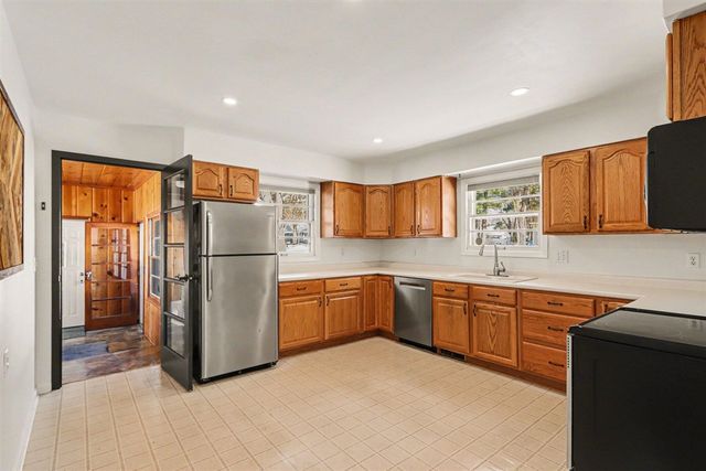 3928 Laird Avenue, Kalamazoo, MI 49008