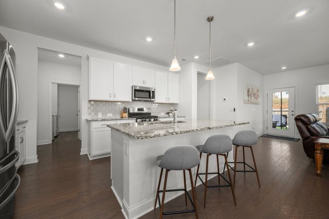 108 Sherringham Way, White House, TN 37188