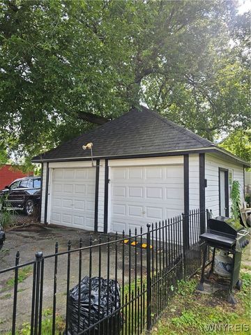 120 81st Street, Niagara Falls, NY 14304