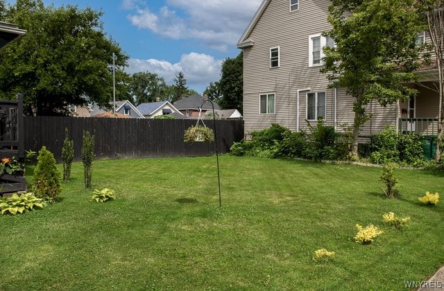 120 81st Street, Niagara Falls, NY 14304