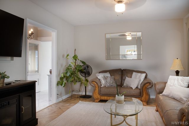 120 81st Street, Niagara Falls, NY 14304