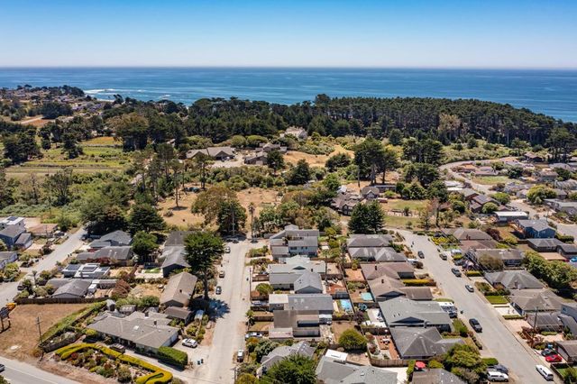 465 TERRACE Avenue, Moss Beach, CA 94038