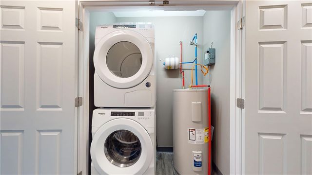 1450 Fifth Avenue 305, Downtown Pgh, PA 15219