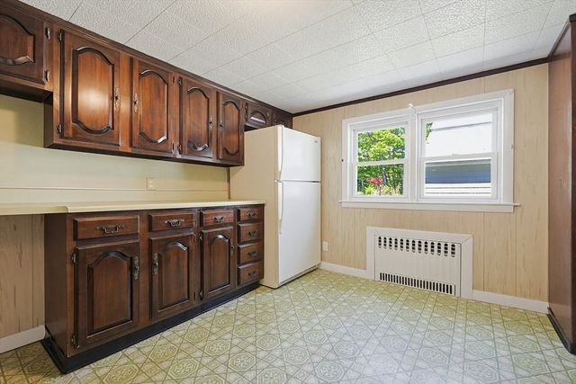 36 Alden Ave, Dartmouth, MA 02747