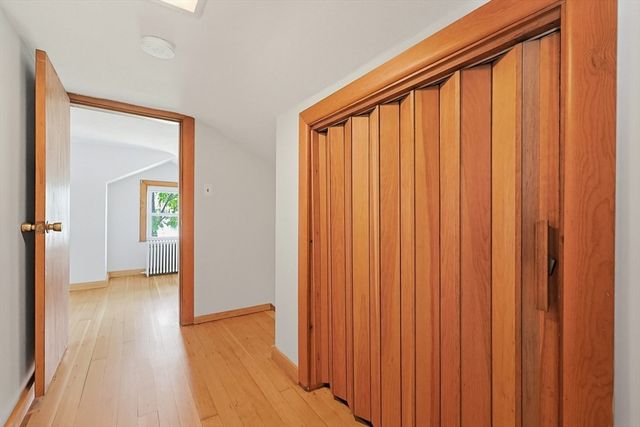 36 Alden Ave, Dartmouth, MA 02747
