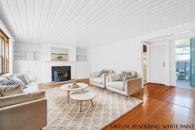 36 Alden Ave, Dartmouth, MA 02747