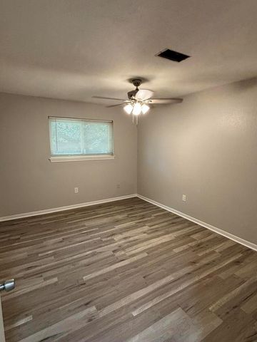 26019 Leafywood Drive, Spring, TX 77386