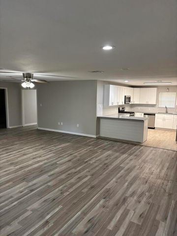 26019 Leafywood Drive, Spring, TX 77386