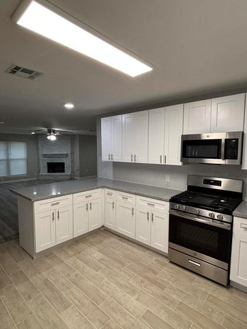 26019 Leafywood Drive, Spring, TX 77386