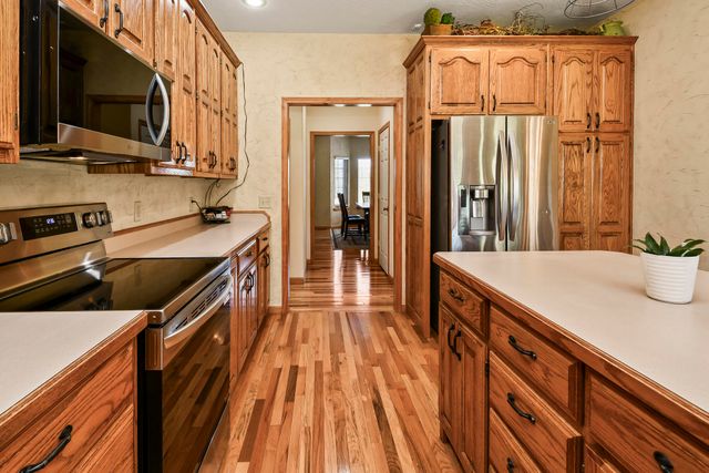 524 Quail Run Street, Rogersville, MO 65742