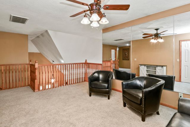 524 Quail Run Street, Rogersville, MO 65742