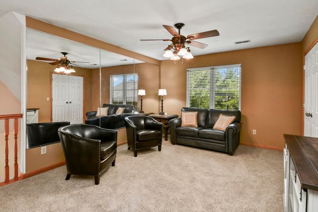 524 Quail Run Street, Rogersville, MO 65742