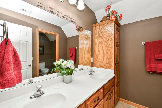 524 Quail Run Street, Rogersville, MO 65742