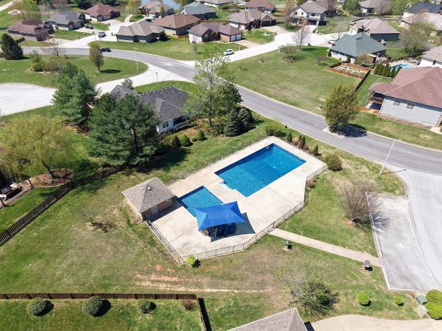 524 Quail Run Street, Rogersville, MO 65742