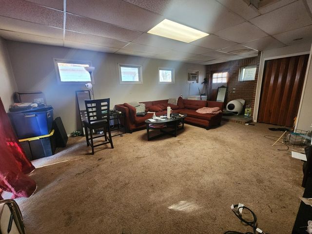 1020 E 61st Place, Merrillville, IN 46410