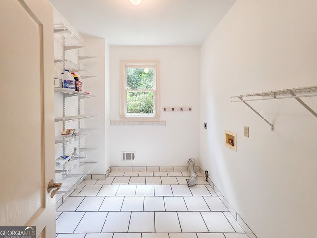 5156 Due West Road, Powder Springs, GA 30127