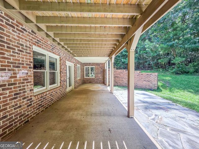 5156 Due West Road, Powder Springs, GA 30127