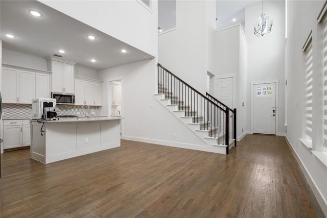 8331 Nunley Lane, Dallas, TX 75231