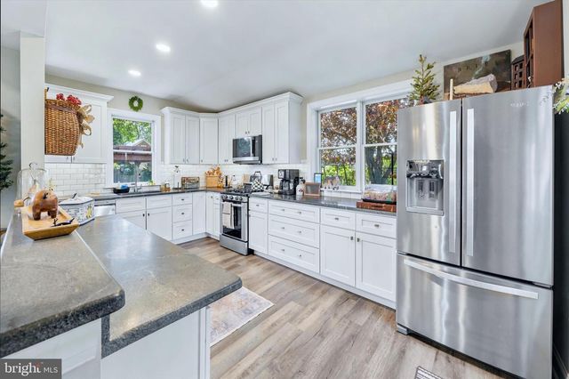 504 HARVEY RD, Claymont, DE 19703