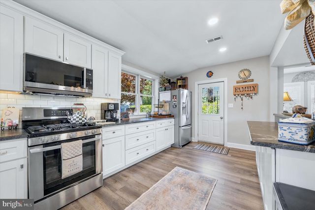 504 HARVEY RD, Claymont, DE 19703