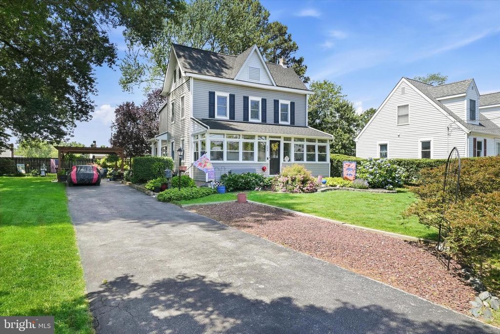 504 HARVEY RD, Claymont, DE 19703