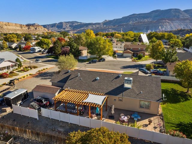 830 Lincoln Court, Palisade, CO 81526