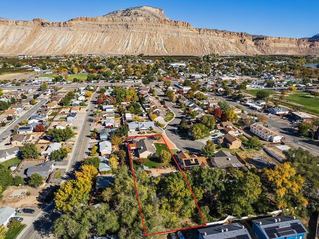 830 Lincoln Court, Palisade, CO 81526