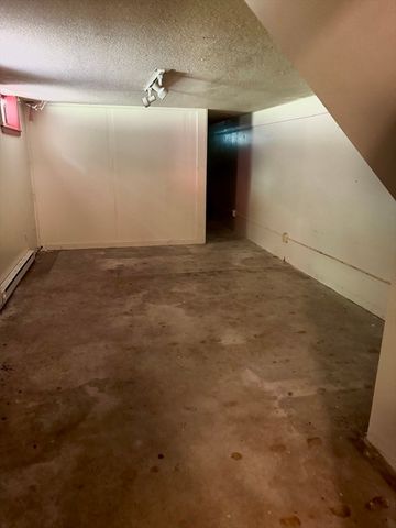 579 Pulpit Hill Rd, Amherst, MA 01002