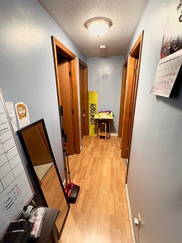 579 Pulpit Hill Rd, Amherst, MA 01002