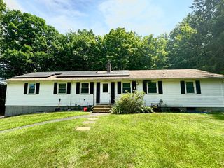 579 Pulpit Hill Rd, Amherst, MA 01002