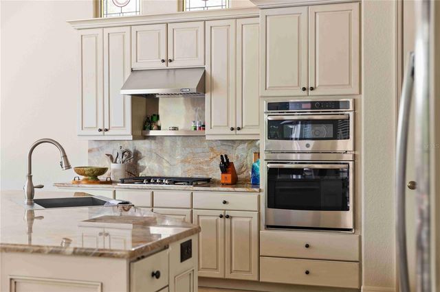 10006 DISCOVERY TERRACE, Bradenton, FL 34212