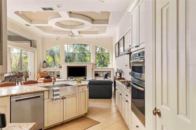 10006 DISCOVERY TERRACE, Bradenton, FL 34212