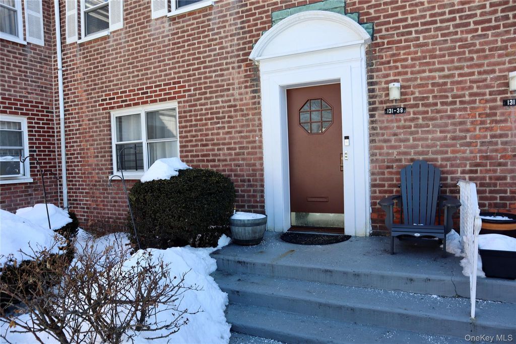 131 39 234th Street LL, Rosedale, NY 11422