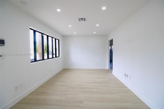 15300 SW 299th St, Homestead, FL 33033