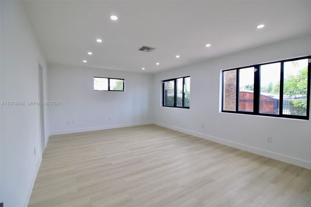 15300 SW 299th St, Homestead, FL 33033