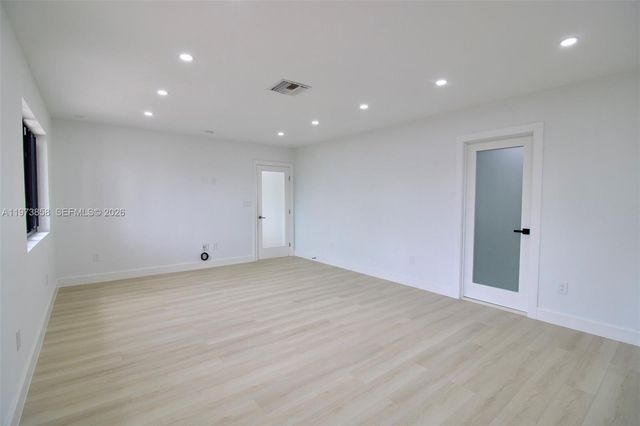 15300 SW 299th St, Homestead, FL 33033